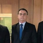 Filho de Bolsonaro sugere fechar a CNN, emissora de Rubens Menin: tire do ar