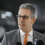 Zema reclama de agenda de Bolsonaro: “Brasil está ficando pra trás”