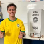 Nikolas Ferreira se torna o deputado mais votado do Brasil
