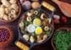 Foto de feijão tropeiro e comida mineira