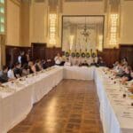 Fuad Noman recebe os vereadores eleitos e tem uma exigência