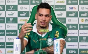 Paulinho, jogador do Palmeiras