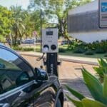 BH tem proposta de usinas solares para recarga de veículos elétricos
