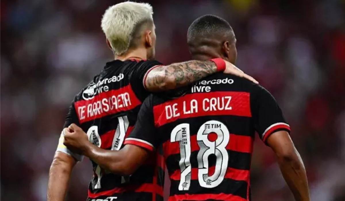 Flamengo usará homenagem a ídolos atuais para ajudar jogadores do passado