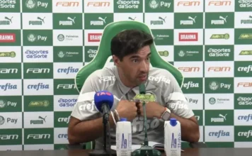 Abel Ferreira em coletiva de imprensa