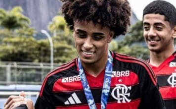 Jogador Ryan Roberto do Flamengo