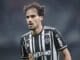 Jogador Igor Gomes em campo no Atlético