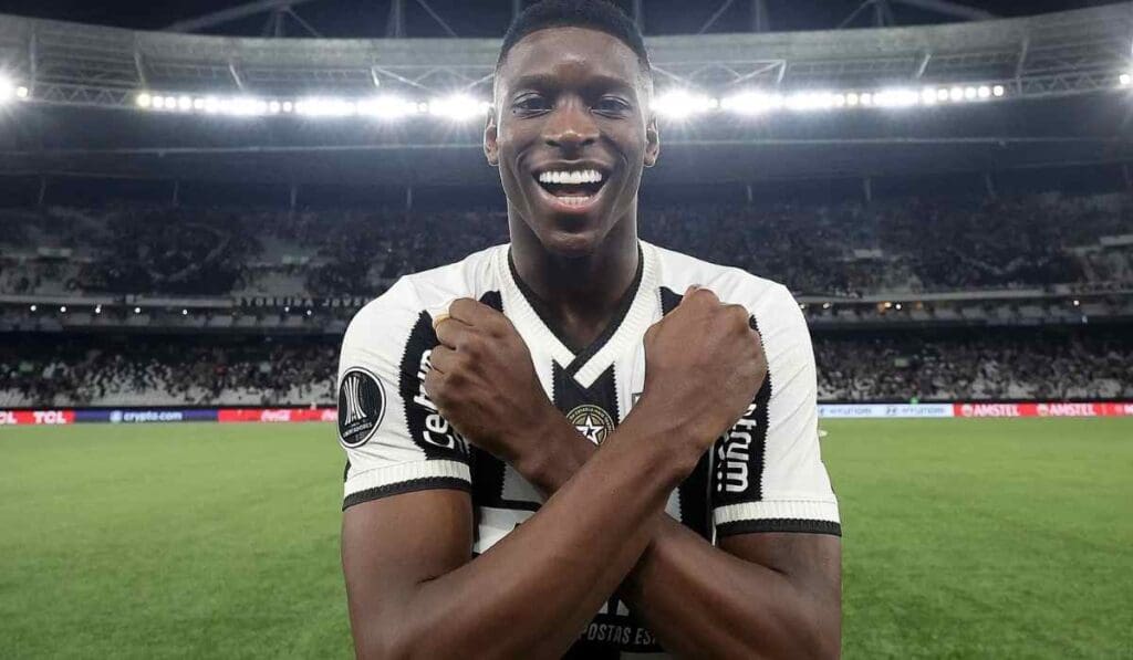 Jogador Luiz Henrique