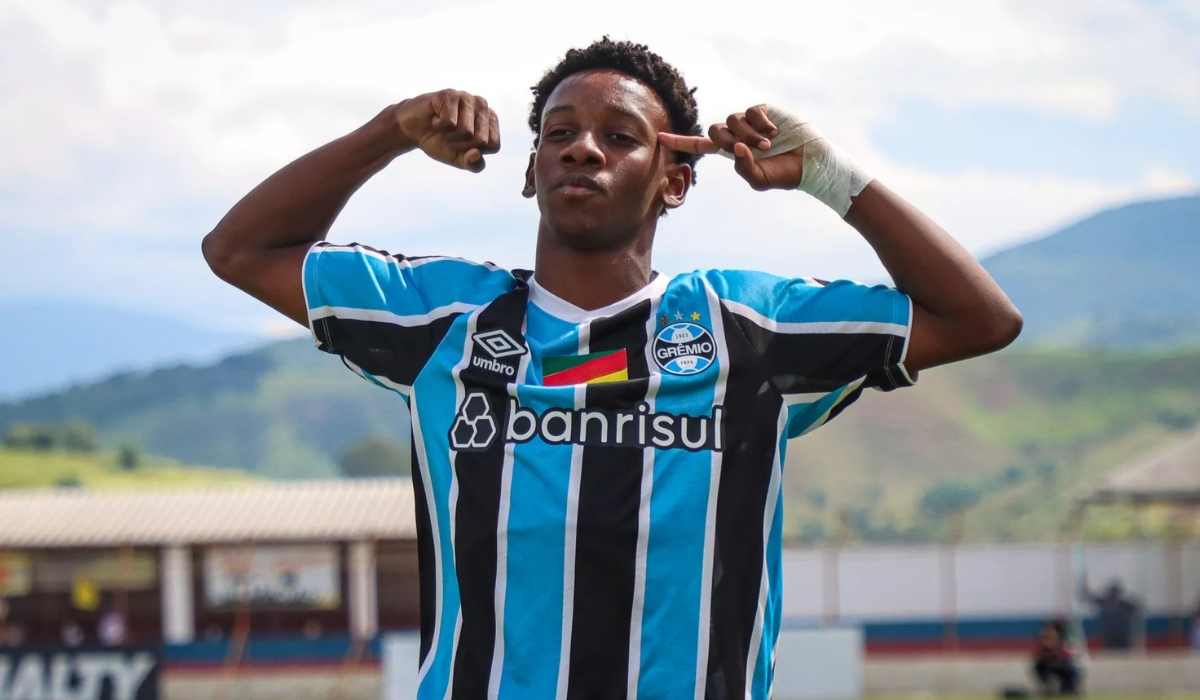 Grêmio quer usar jogo de hoje como vitrine de R$ 120 milhões por Gabriel Mec