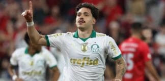Mauricio em campo pelo Palmeiras