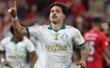 Mauricio em campo pelo Palmeiras