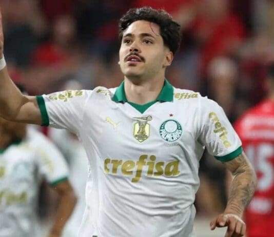 Mauricio em campo pelo Palmeiras