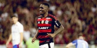Jogador Evertton Araújo do Flamengo em boa fase