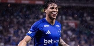 Kaio Jorge em campo pelo Cruzeiro