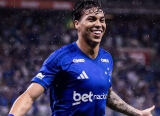 Kaio Jorge em campo pelo Cruzeiro
