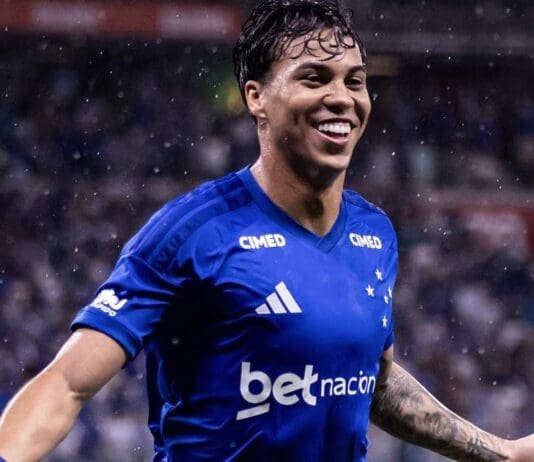Kaio Jorge em campo pelo Cruzeiro