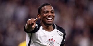 Jogador André do Corinthians