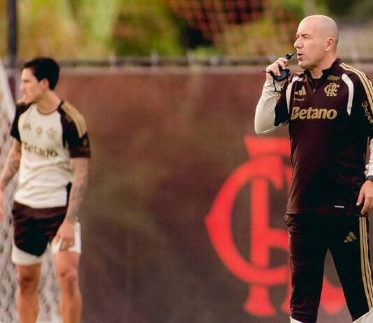 Leonardo Jardim em seu primeiro treino no Flamengo