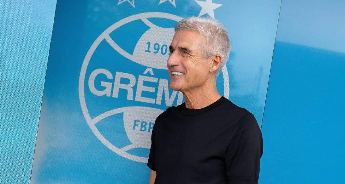 Treinador do Grêmio Luis Castro