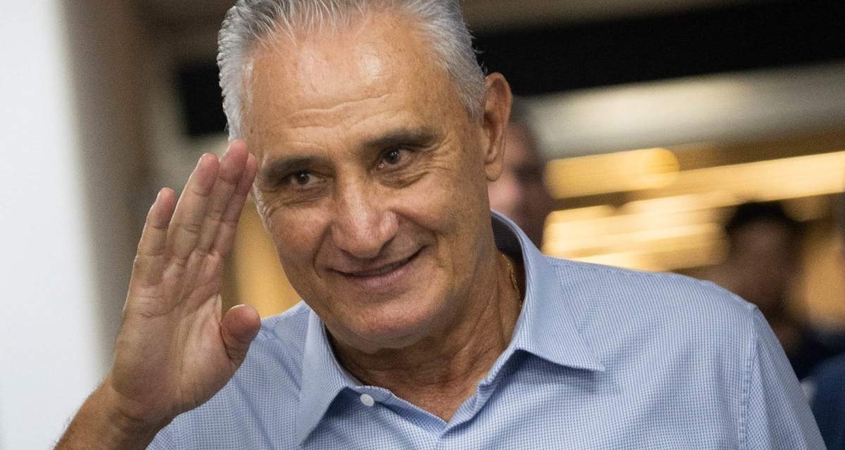 Treinador do Cruzeiro, Tite acena