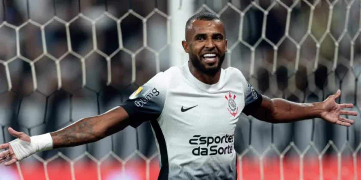 Alex Santana em jogo pelo Corinthians