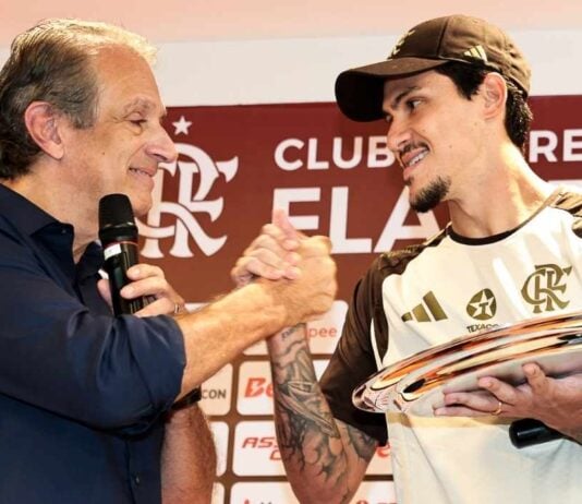Bap e Pedro em homenagem no Flamengo
