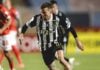 Bernard em campo pelo Atlético