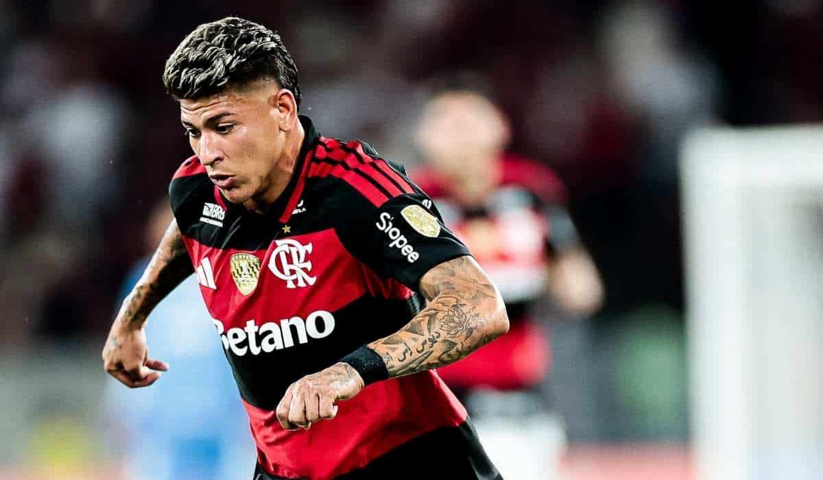 Carrascal em jogo pelo Flamengo
