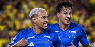 Matheus Pereira em campo com Kaio Jorge no Cruzeiro