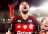 Paquetá comemora e campo após vitória do Flamengo