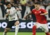 Yuri Alberto em campo em Corinthians e Internacional