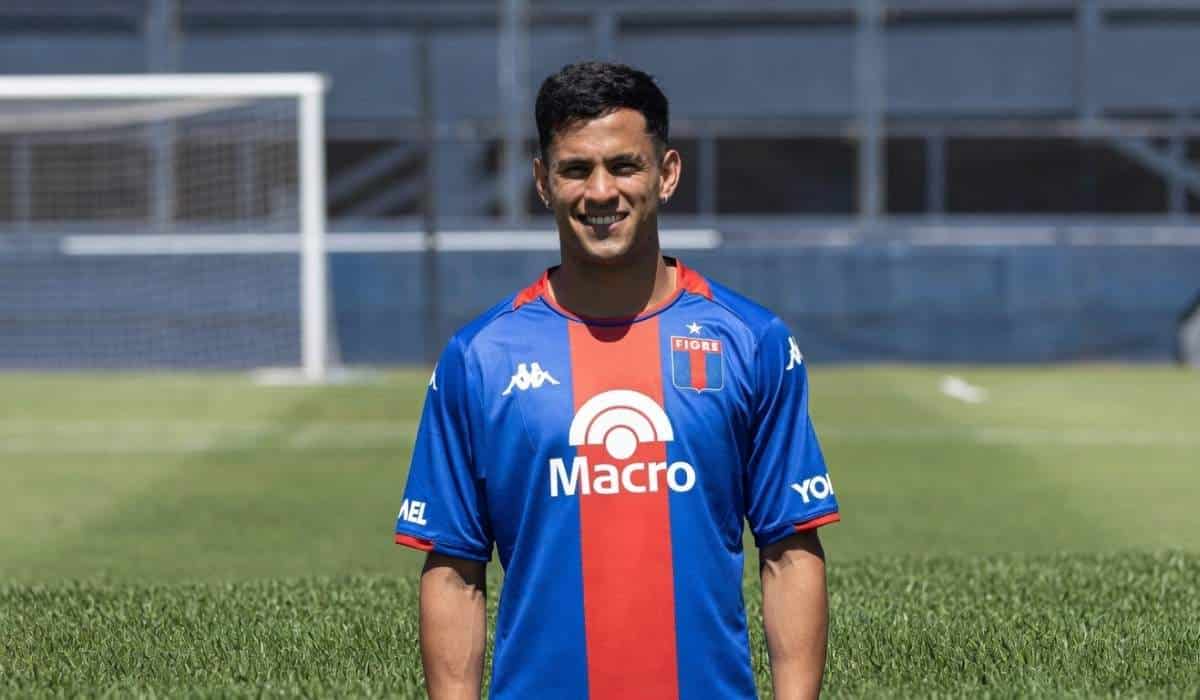 Jogador de futebol David Romero