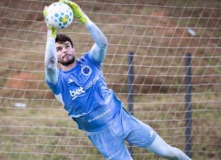 Goleiro Otávio Costa - Treino do Cruzeiro