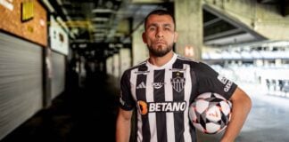 Jogador Júnior Alonso