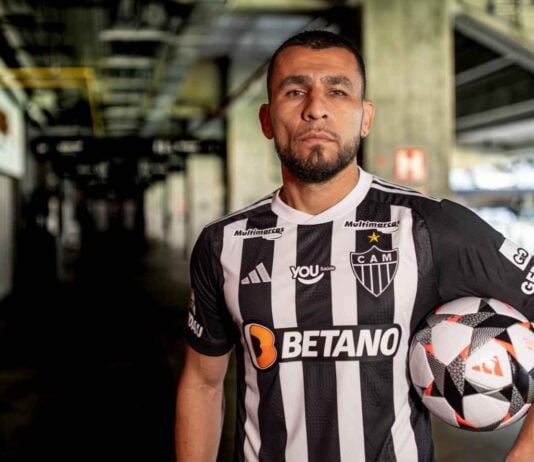 Jogador Júnior Alonso