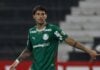 O jogador Emiliano Martínez, da SE Palmeiras, em jogo