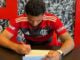 Rayan Lucas assina contrato