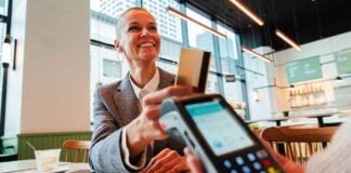 Como melhorar a experiência de pagamento dos clientes? Compra com cartão de crédito
