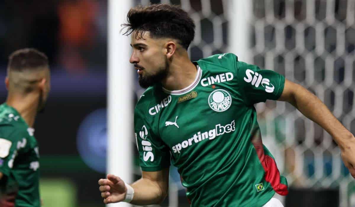O jogador Flaco López