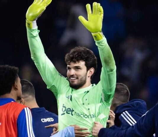 Goleiro Otávio do Cruzeiro