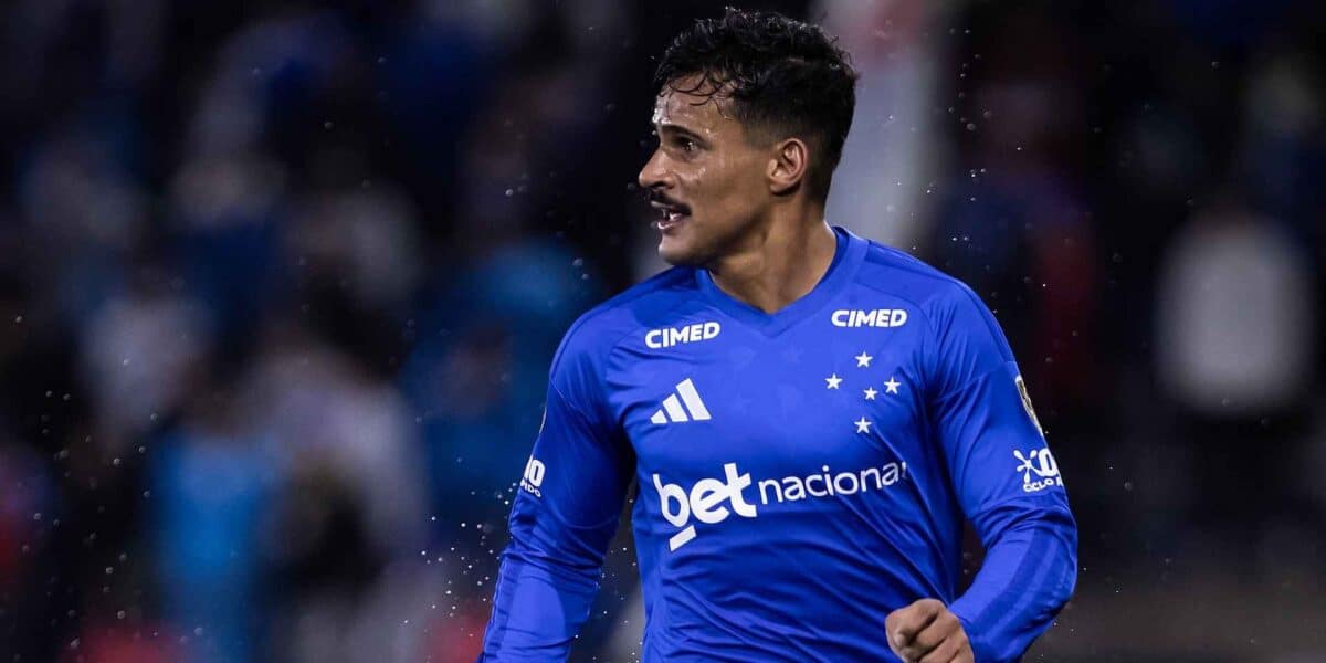Lateral do Cruzeiro Kaiki Bruno
