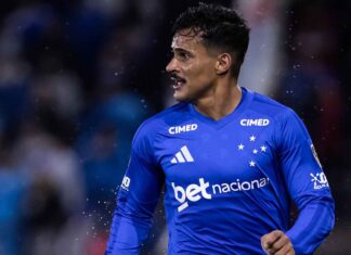 Lateral do Cruzeiro Kaiki Bruno