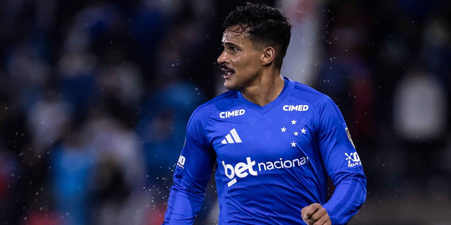 Lateral do Cruzeiro Kaiki Bruno
