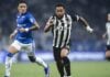 Atlético pode transformar vitória sobre o Cruzeiro em negócio de até R$ 87 milhões Renan Lodi em Cruzeiro e Atlético