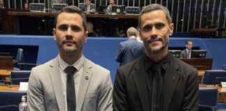 Cleitinho e irmão gêmeo, Gleidson