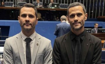 Cleitinho e irmão gêmeo, Gleidson