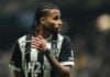 Alexander em jogo do Atlético