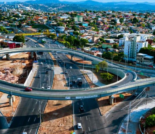 Obras em BH viaduto