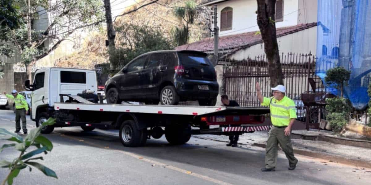 BH já recebeu quase 15 mil denúncias de veículos abandonados; saiba quando carro pode ser removido