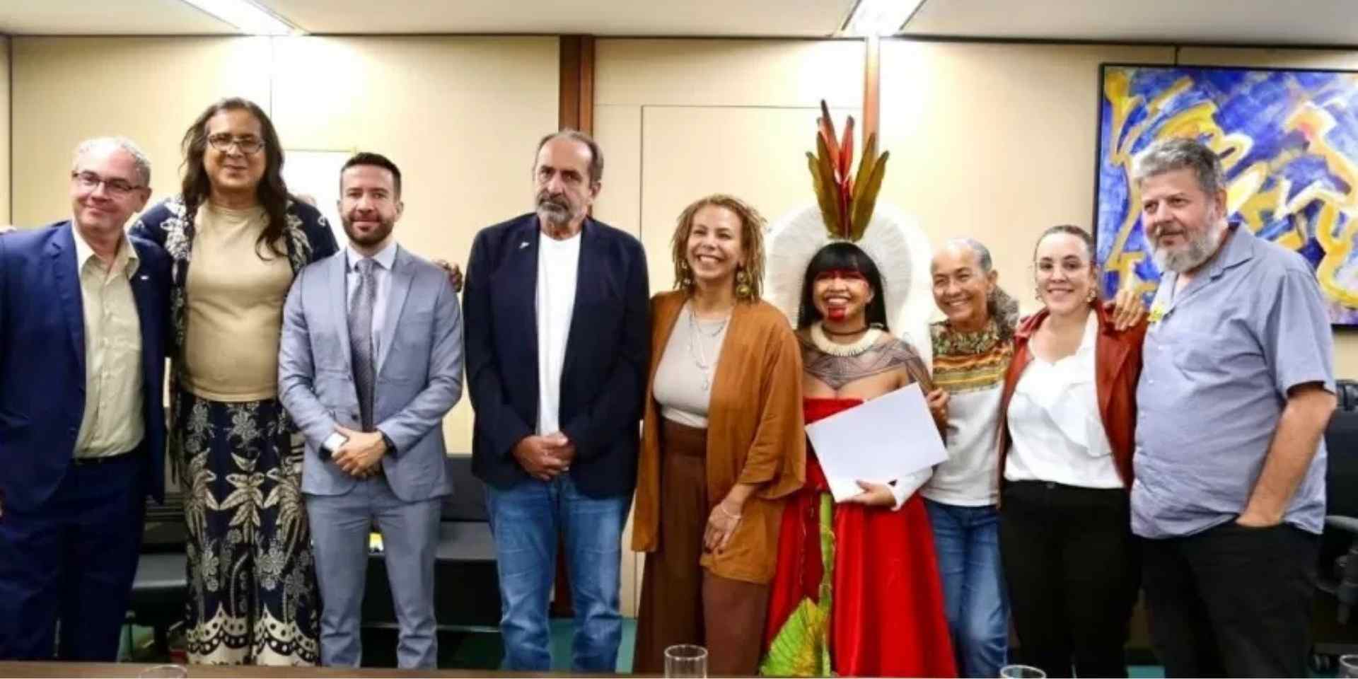Alexandre Kalil e membros do Psol e Rede